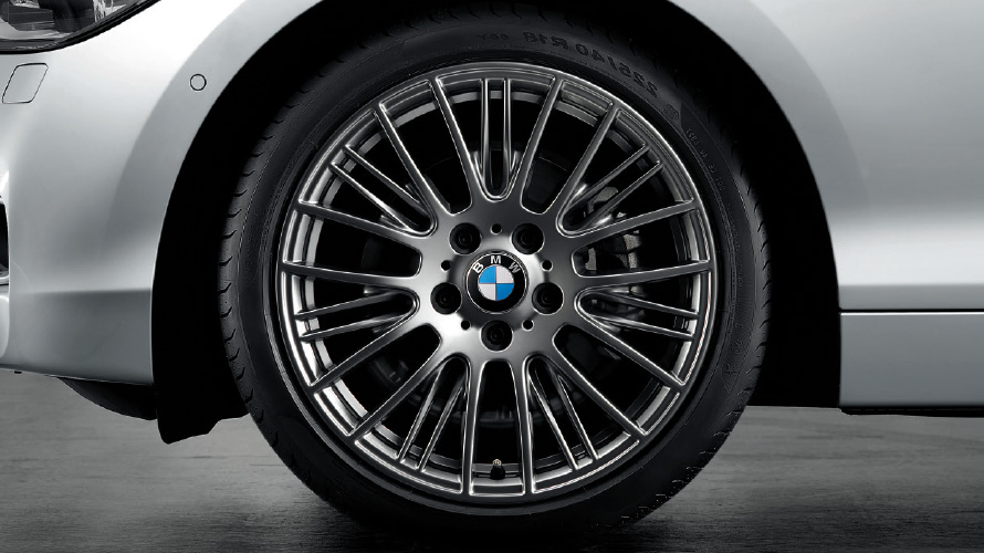 Комплект колес с зимними шинами BMW Radial Spoke 388. Зимние колеса, шины BMW Radial Spoke 388.
